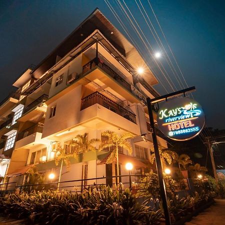 באג'ה Kay'S Riverview Resort מראה חיצוני תמונה